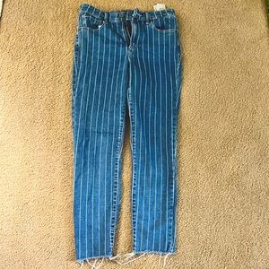 Abercrombie and Fitch Simone Striped Skinny Jeans Size 8/ 29 inch waist